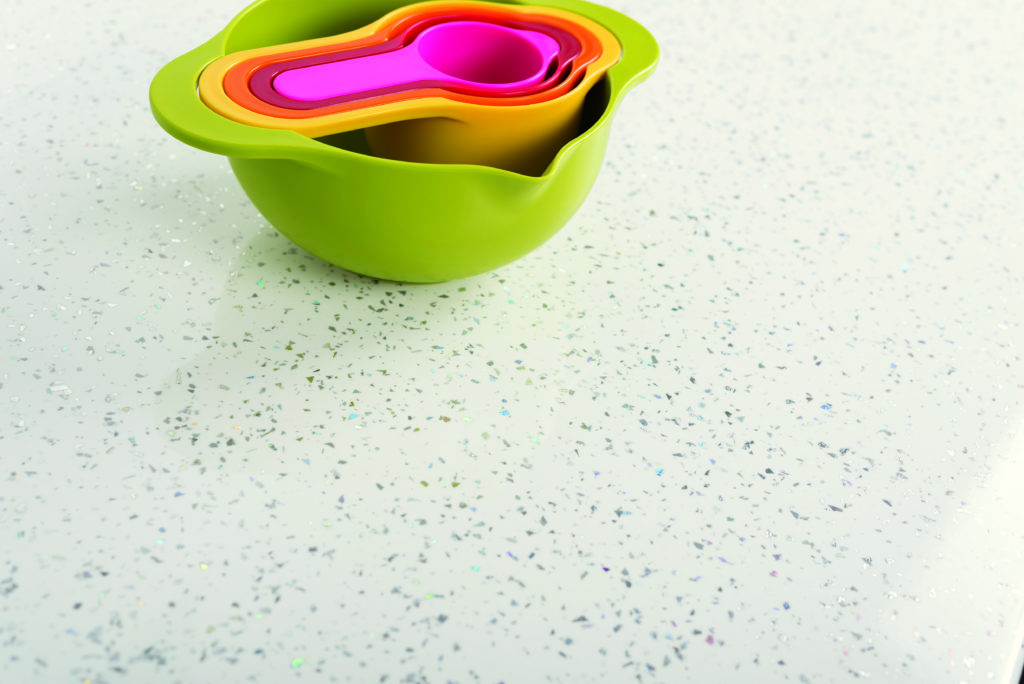 Spectra Curved Edge - Snow Spark Lifestyle