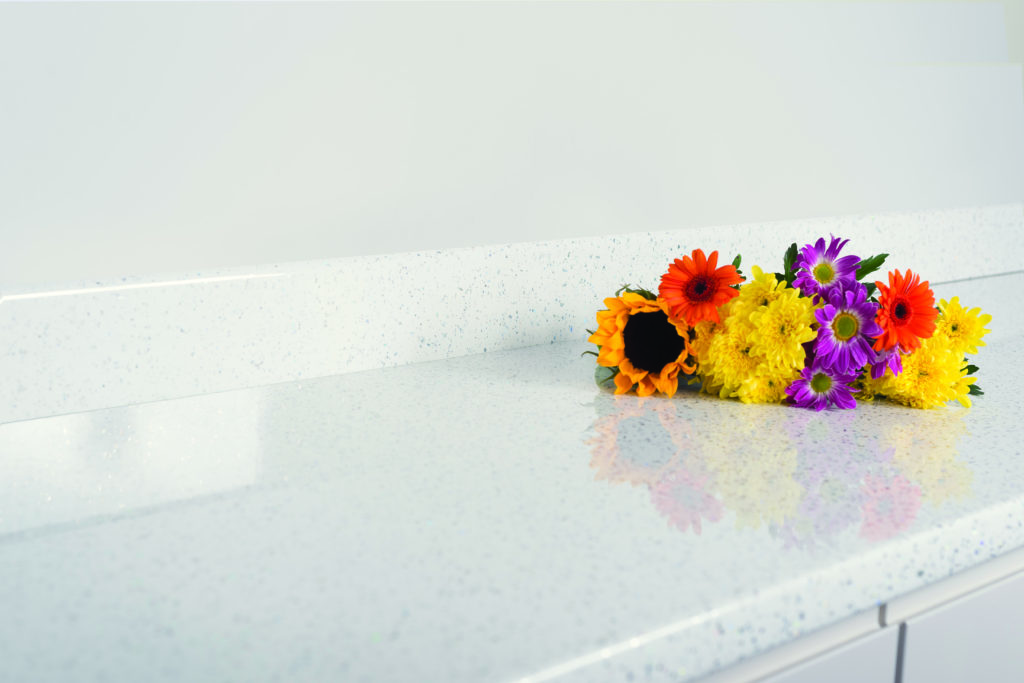 Spectra Curved Edge - Snow Spark Lifestyle