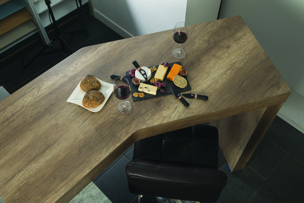 Spectra Sq - Wild Rustic Oak Lifestyle