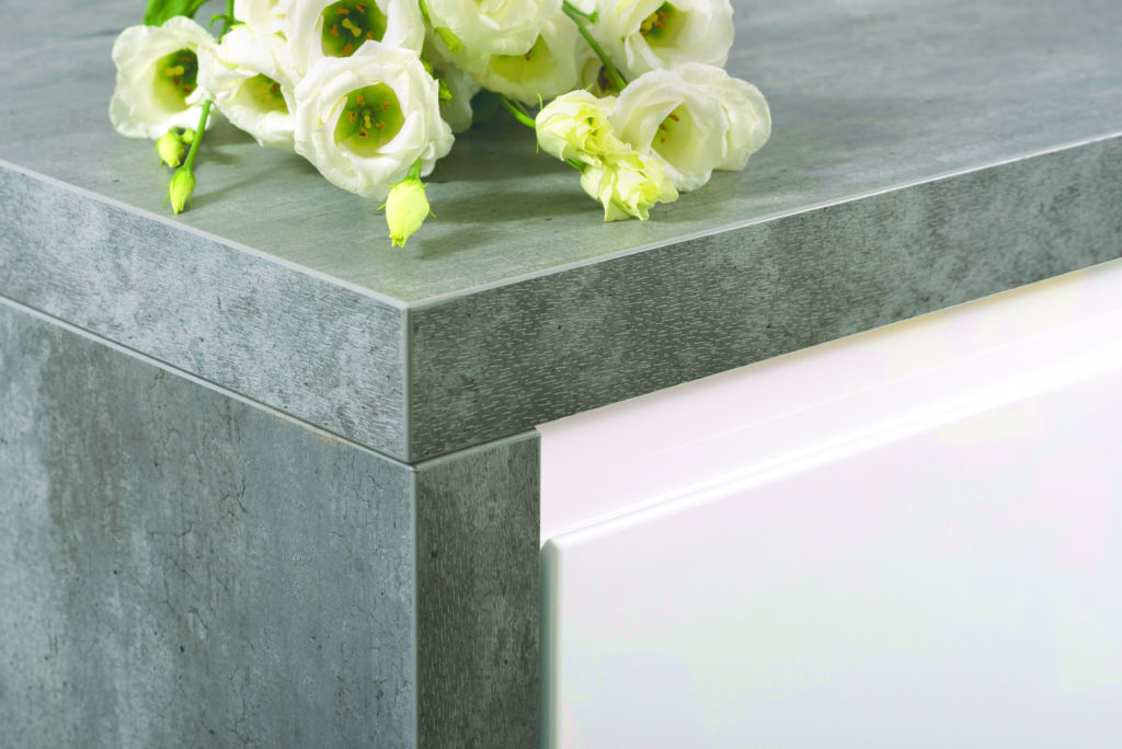 Spectra SQ - Grey Shuttered Concrete Lifestyle